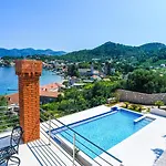 Boutique Tomic Gasthuis 3*