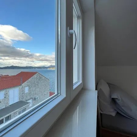 Boutique Tomic Πανσιόν