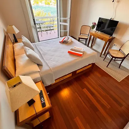 Boutique Tomic 3*